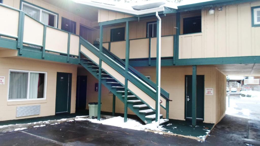 Green Lantern Motel South Lake Tahoe Bagian luar foto