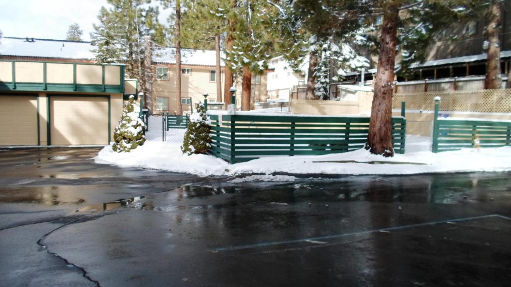 Green Lantern Motel South Lake Tahoe Bagian luar foto